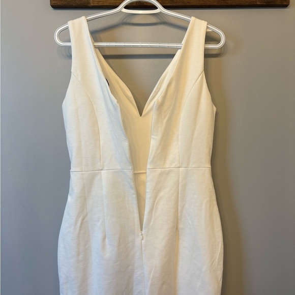 White Asymmetrical Mini Dress with a deep v neckline in size Medium - Picture 7 of 8